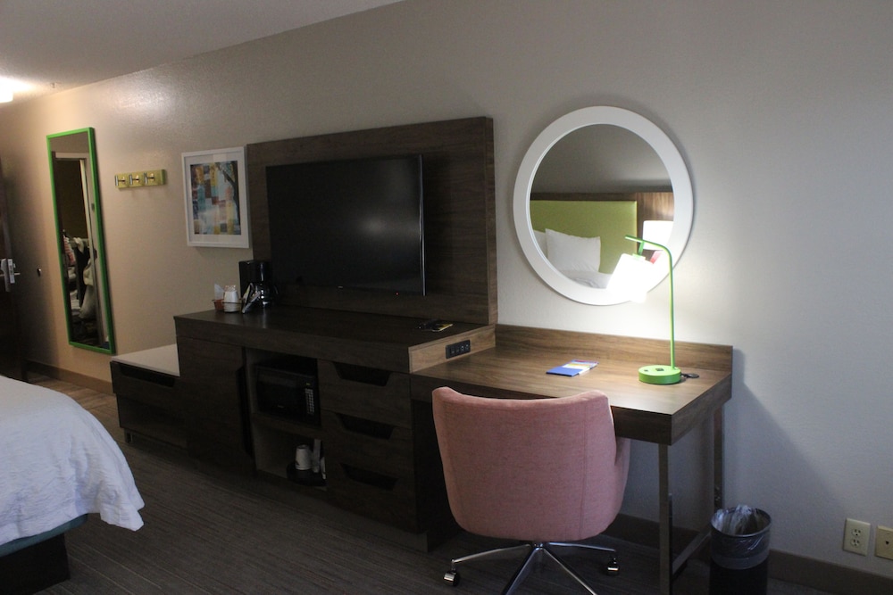 Hampton Inn Charlotte Monroe - photo 8