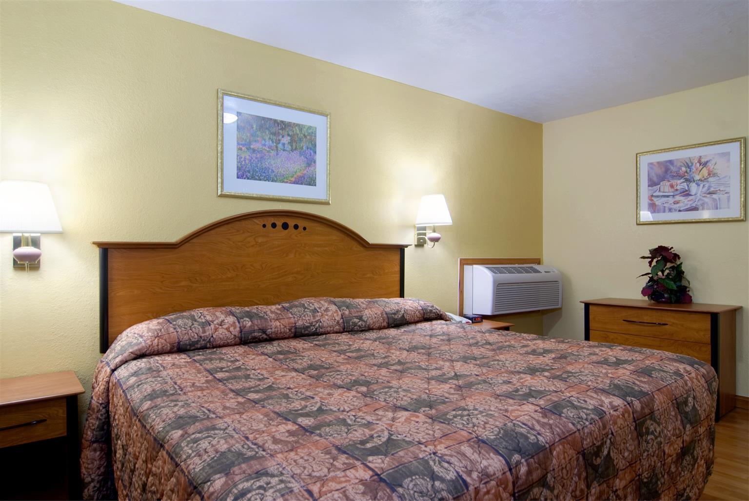 Americas Best Value Inn Harlingen - photo 2