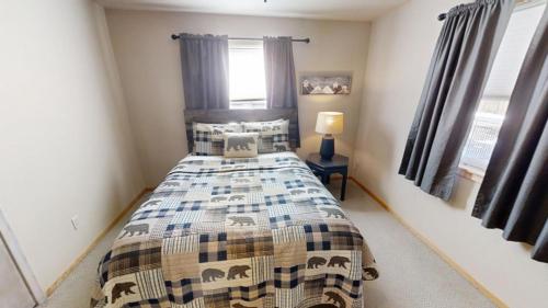 Karlin`s_ranch_house - photo 20
