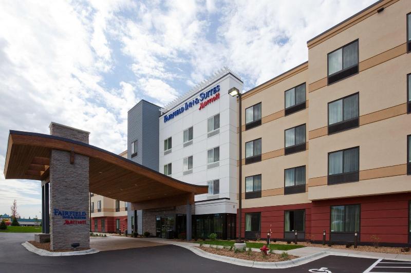 Fairfield Inn & Suites by Marriott St. Paul Northeast - featured photo
