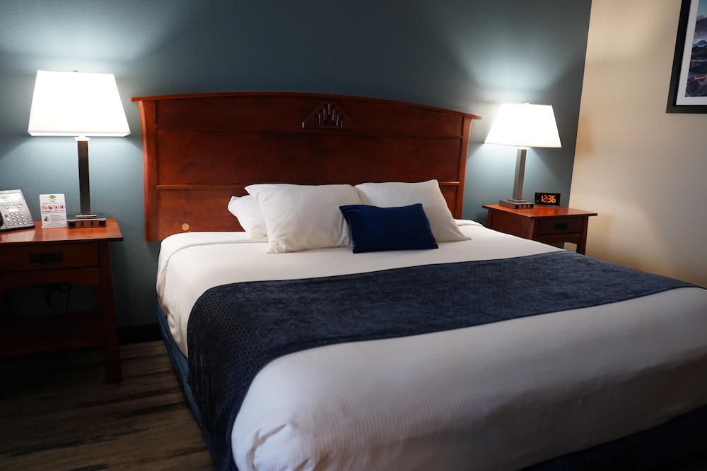 Lucky 7 Casino & Hotel Howonquet Lodge - photo 13