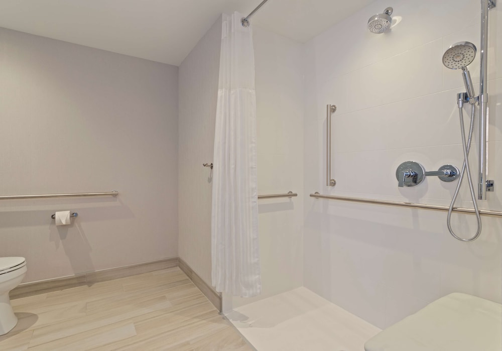 Hilton Garden Inn Boston Brookline MA - photo 27