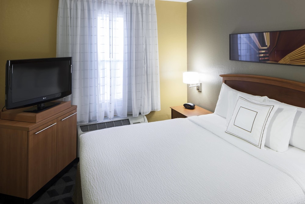 TownePlace Suites by Marriott Dallas Arlington North - photo 11