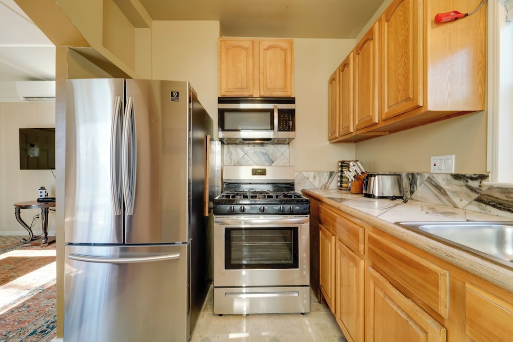 Spa & Beach Access: Resort Condo in Tahoe Vista - photo 13