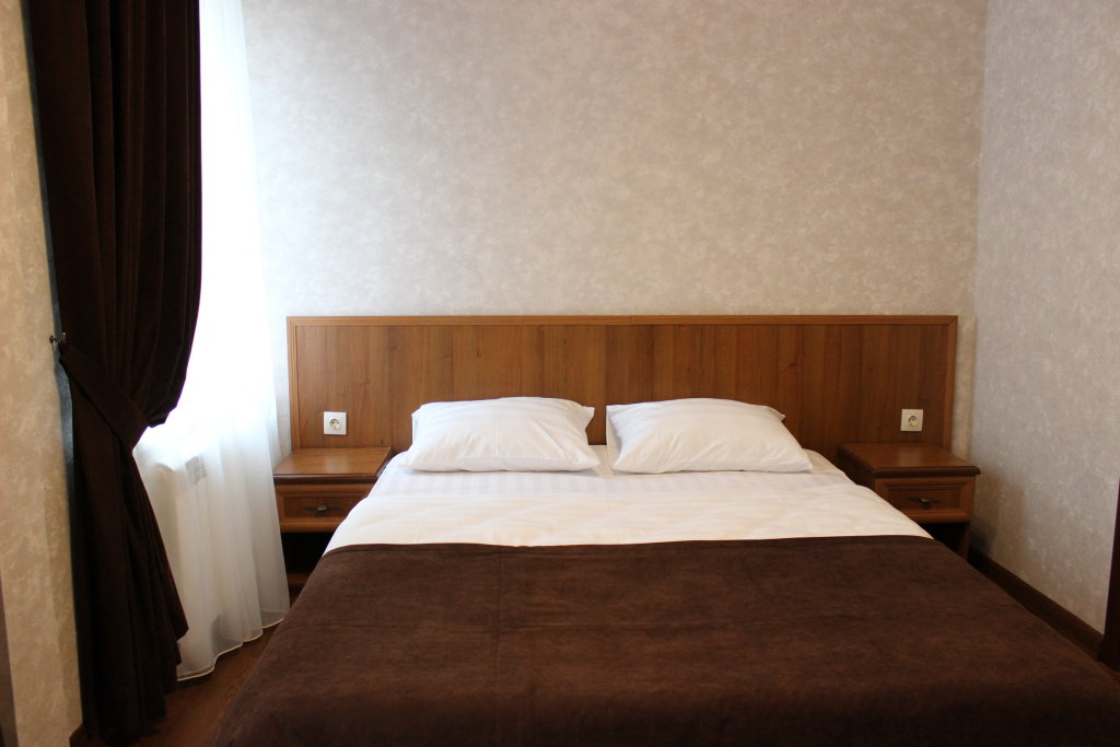 Na Kurortnom Bulvare Furnished rooms in Kislovodsk, Russia