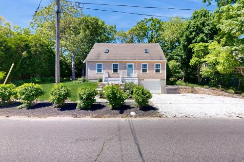 Blissful Island Haven in Oak Bluffs, United States