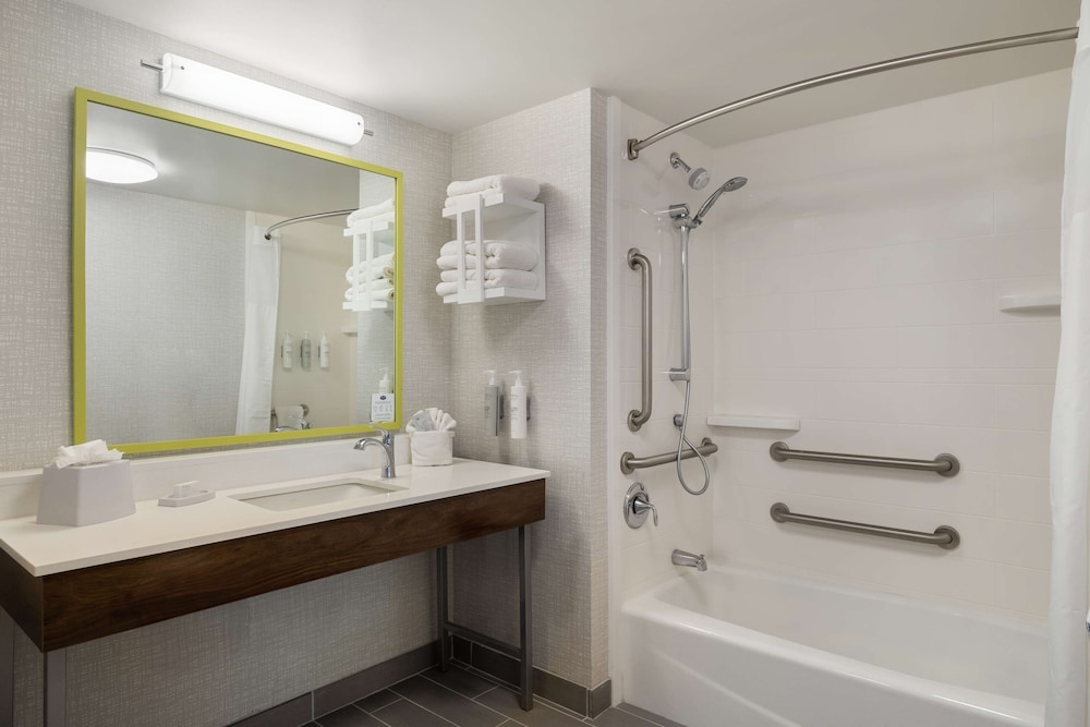 Hampton Inn by Hilton Carefree - photo 49