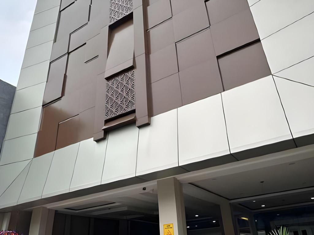 Hotel With Ok - last minute hotel in Jakarta