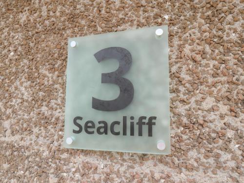 Seacliff Cottage