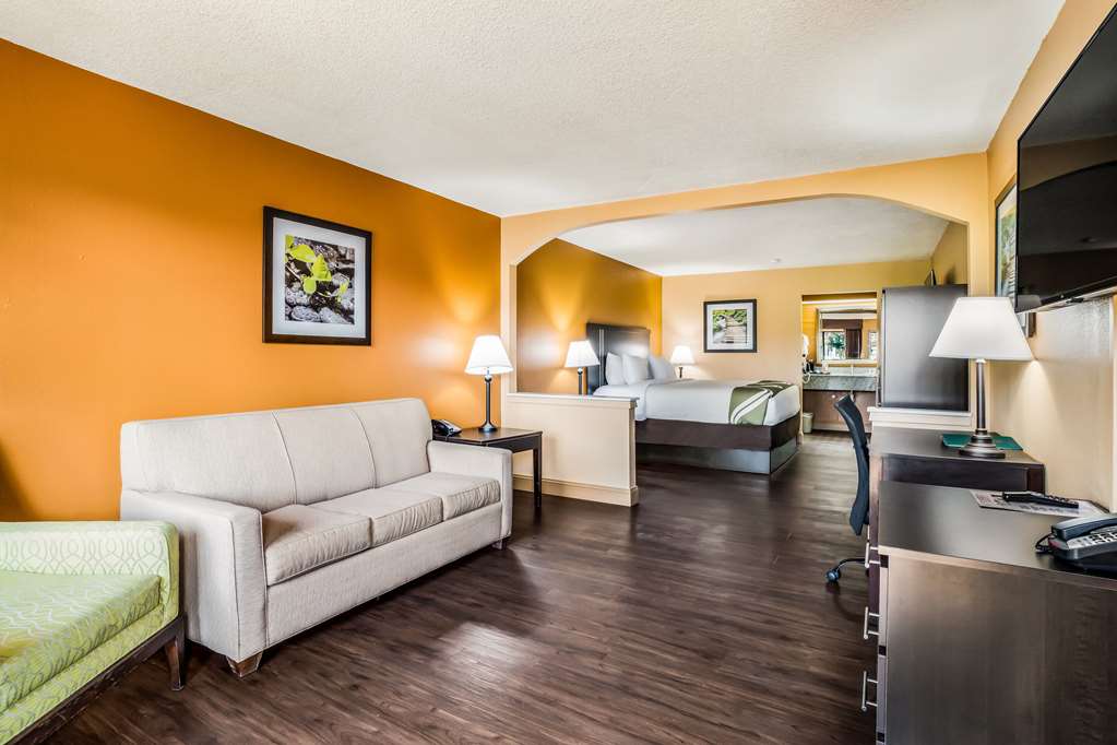 Quality Inn & Suites Corinth West - photo 29