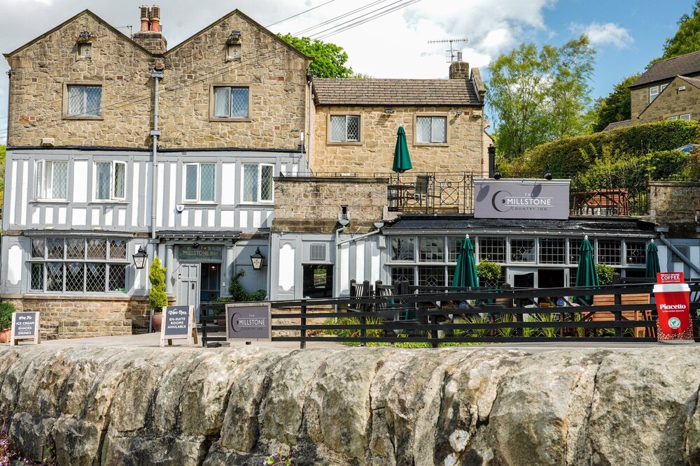 The Millstone Country Inn — hotel in Hathersage