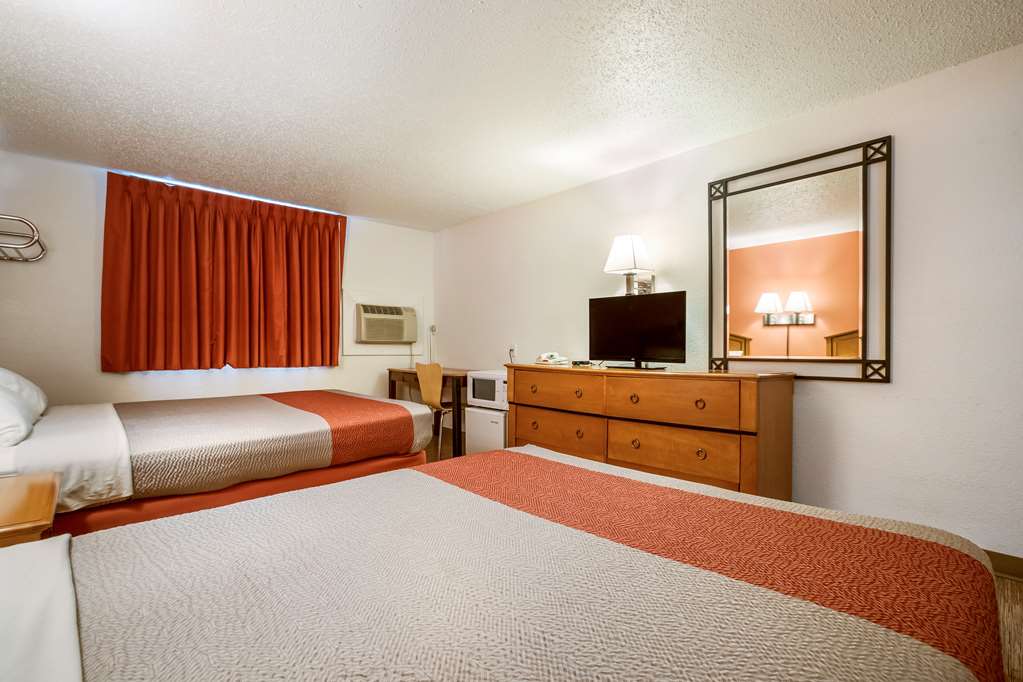 Motel 6 Albert Lea MN - photo 10