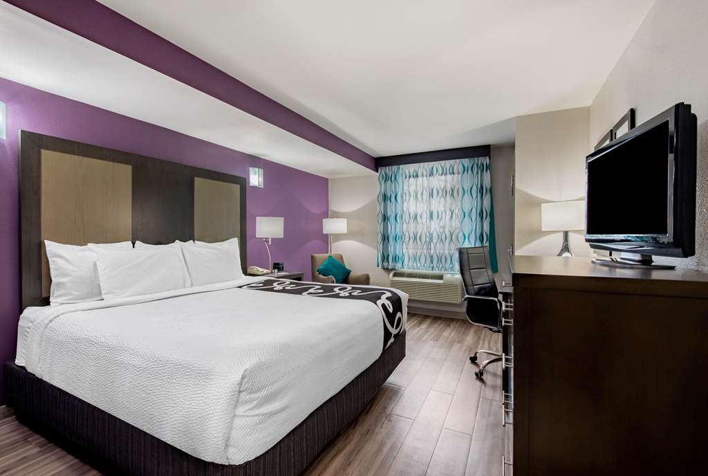 La Quinta Inn by Wyndham West Long Branch NJ Shore Area - photo 16