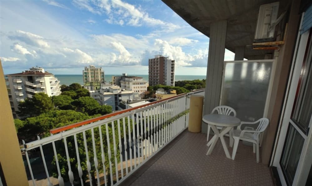Lignano Sabbiadoro great sea view — 4-Star Luxury Hotel in Lignano Sabbiadoro, Italy