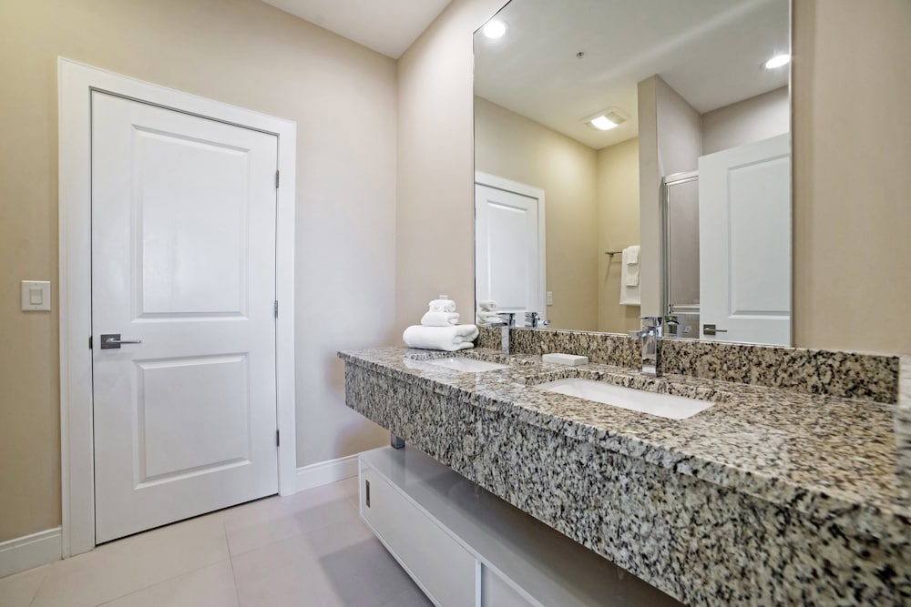 Modern Magic Village Resort Townhouse 7662 - photo 33