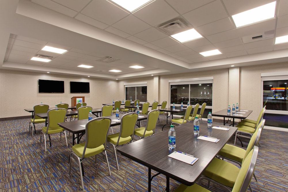 Holiday Inn Express & Suites Brigham City North Utah by IHG - photo 48