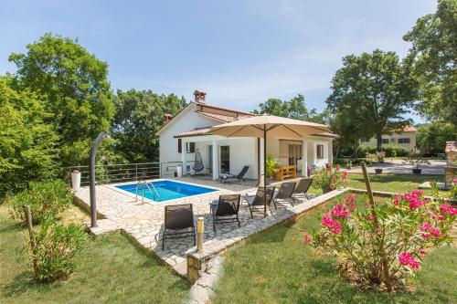 Holiday Home Rea — 4-Star Luxury Hotel in Labin, Croatia