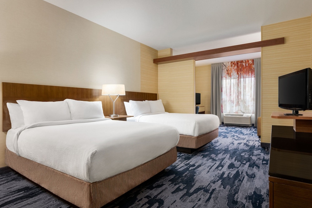 Fairfield Inn & Suites Hershey Chocolate Avenue - photo 9