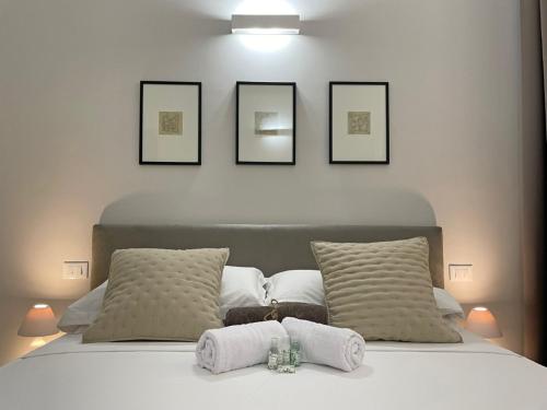 Palazzo Pellicceria Apartment — 4-Star Luxury Hotel in Genoa, Italy
