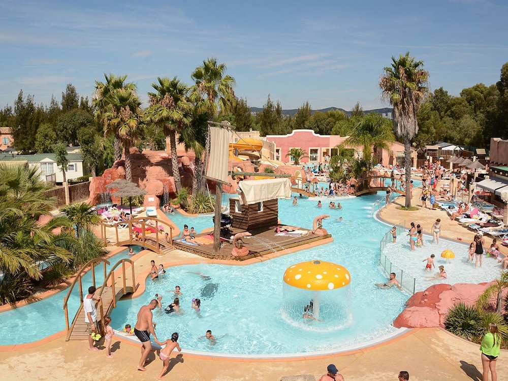 Camping Les Palmiers — 4-Star Luxury Hotel in Hyeres, France