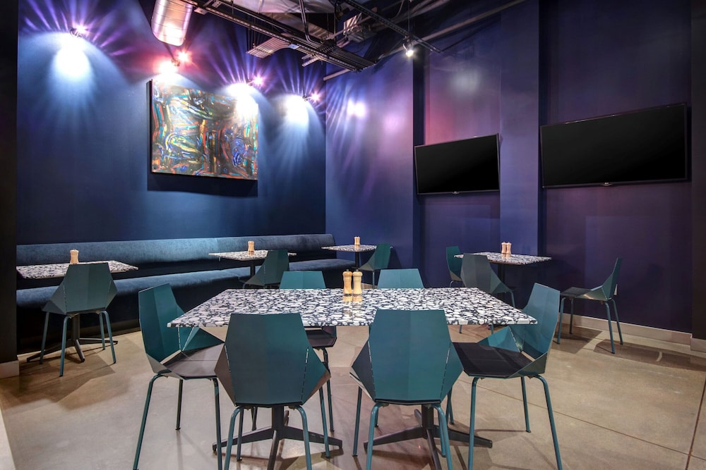 Aloft Oklahoma City Downtown Bricktown - photo 51