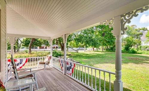West Tisbury Inn - photo 13