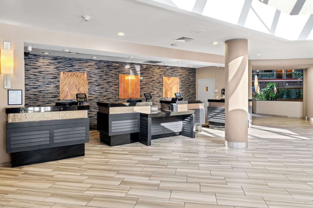 Embassy Suites by Hilton Irvine Orange County Airport - photo 14