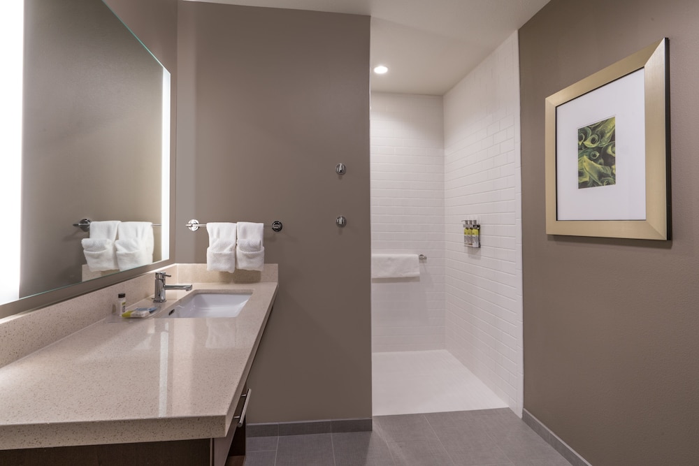 Staybridge Suites Anchorage by IHG - photo 23