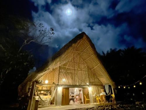 Baia Nest Bugiw Self Service Cottage By The Road And Near The Beach Pet Friendly With A Fee 21728944 — Gubat