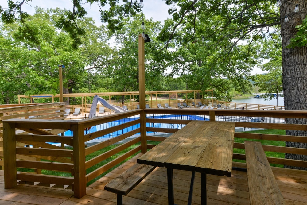 Kimberling Cove Resort - photo 37
