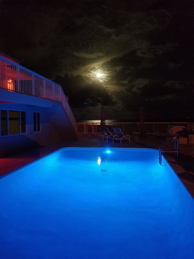 Le Cabanon Motel - photo 62