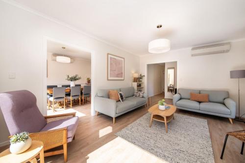 Charming Cottage in Beautiful Hampton — 4-Star Luxury Hotel in Melbourne, Australia