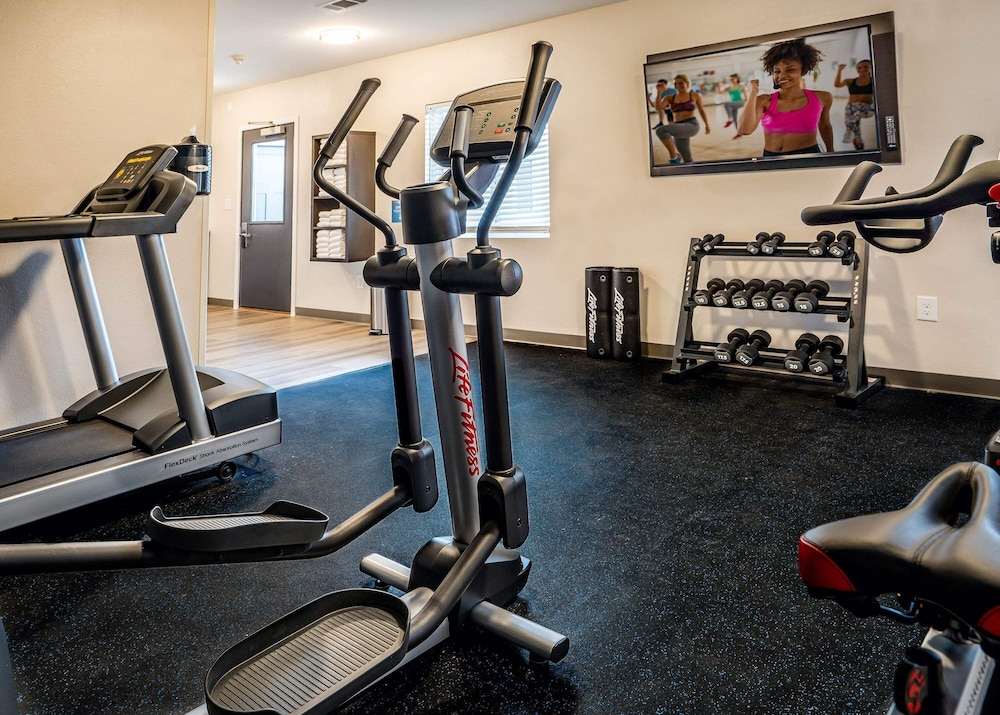 stayAPT Suites Greenville Greer GSP - photo 11