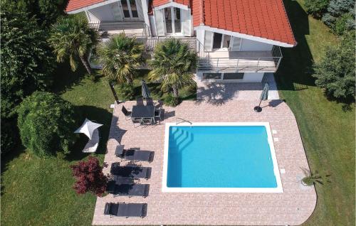 Two Bedroom Holiday Home In Sinj — 4-Star Luxury Hotel in Sinj, Croatia