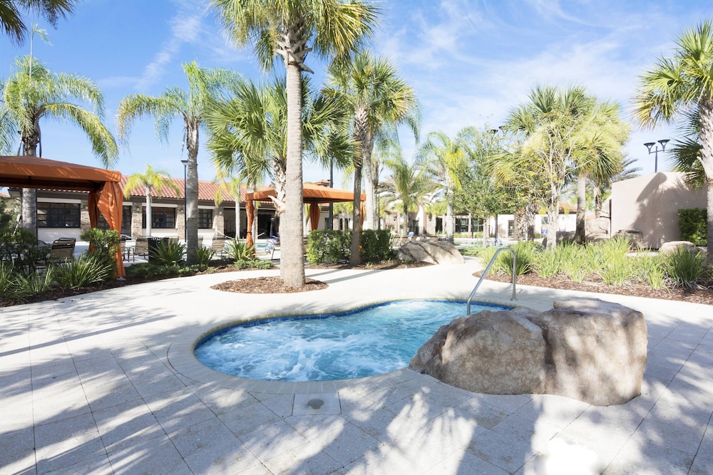 Lovely Vacation House With Private Pool at Solterra Resort - photo 66