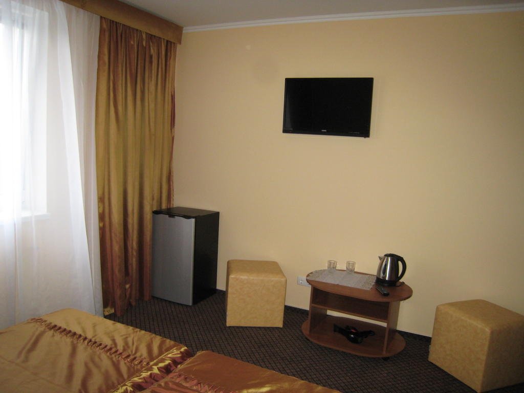 Chili Hotel — Berdyansk — photo 3