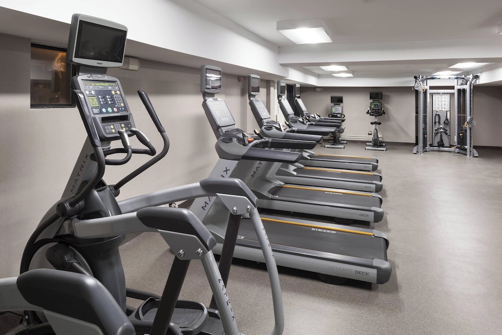 Residence Inn by Marriott Kansas City Country Club Plaza - photo 27