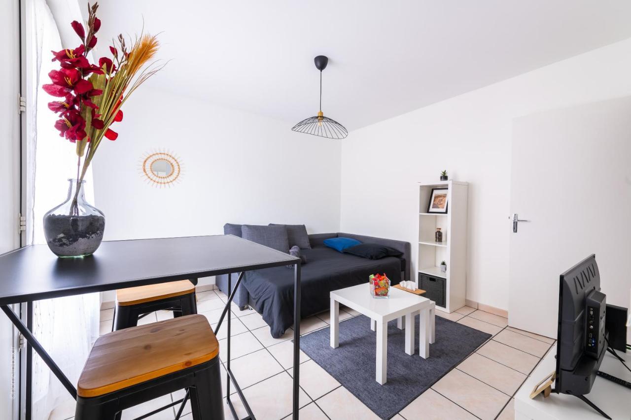 Home Up Enghien — Enghien-Les-Bains — photo 4