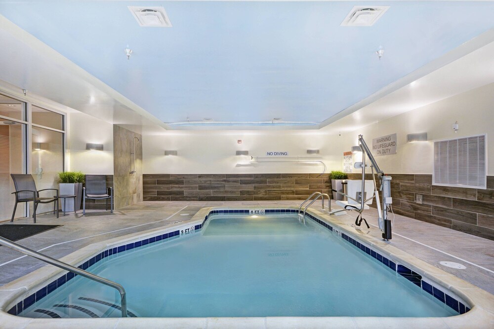 Fairfield Inn & Suites Savannah SW Richmond Hill - photo 20