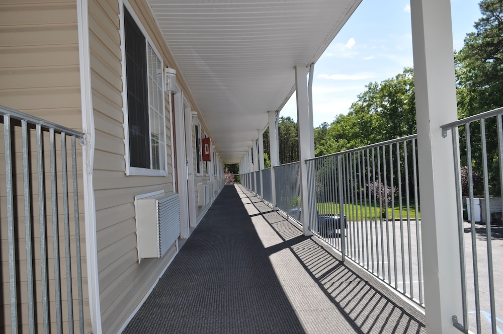 Atrium Inn - photo 26