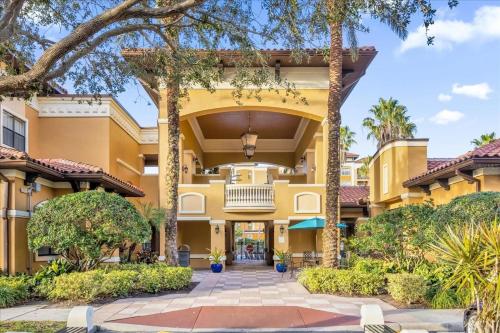 Resort Style Condo 4 miles from Disney — 4-Star Luxury Hotel in Orlando, United States