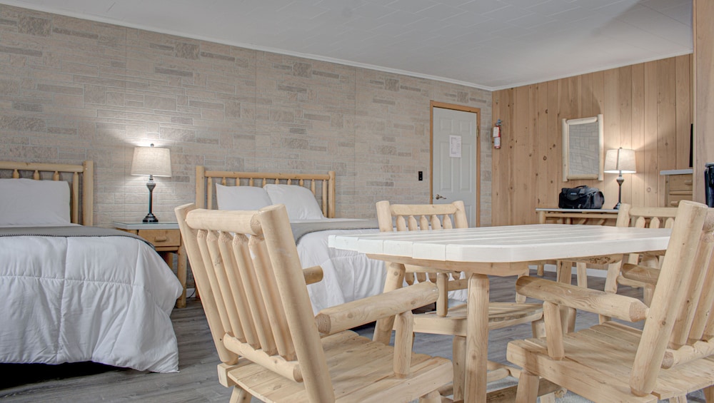 North Creek Lodge at Gore Mountain - photo 6