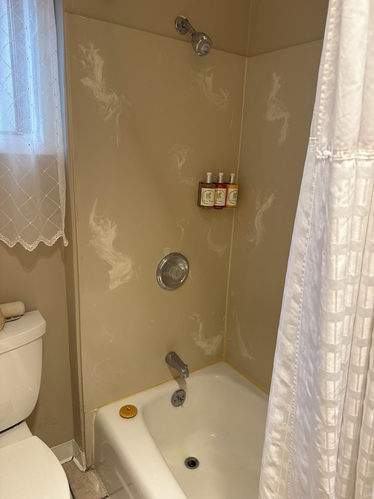 Carmel Resort Inn - photo 88