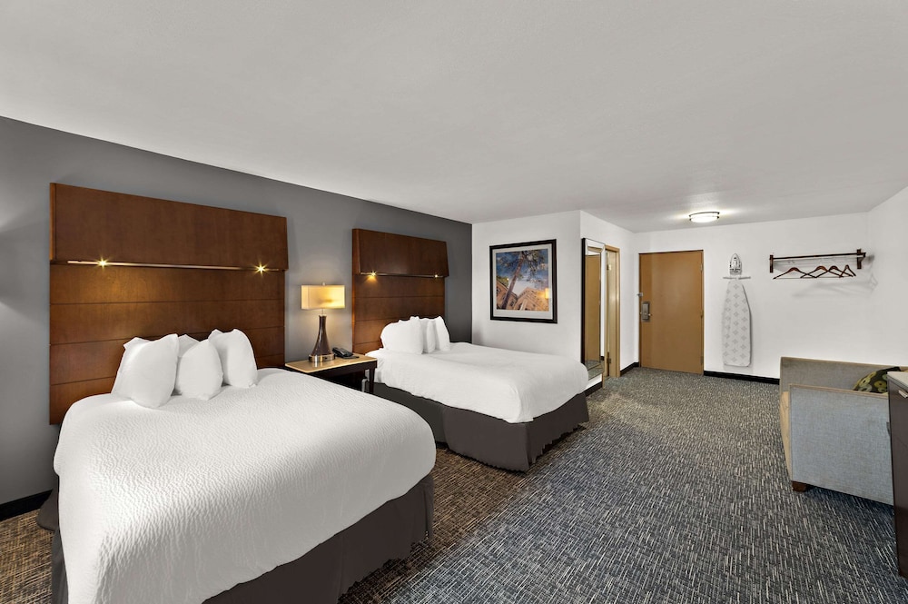 Quality Inn & Suites Caribou - photo 25
