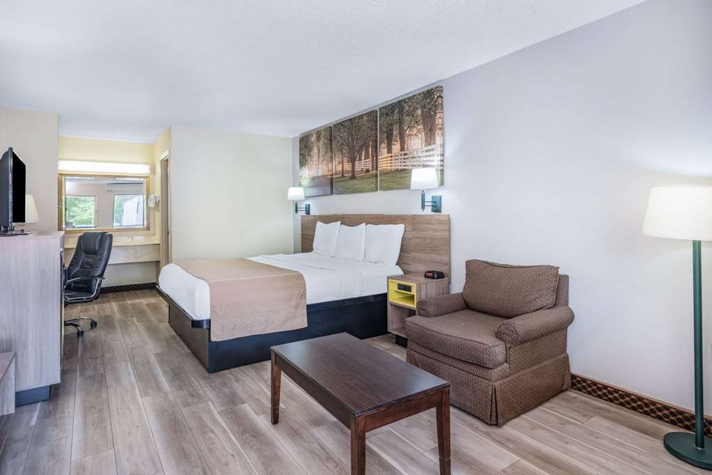 Days Inn by Wyndham Macon I 475 - photo 30