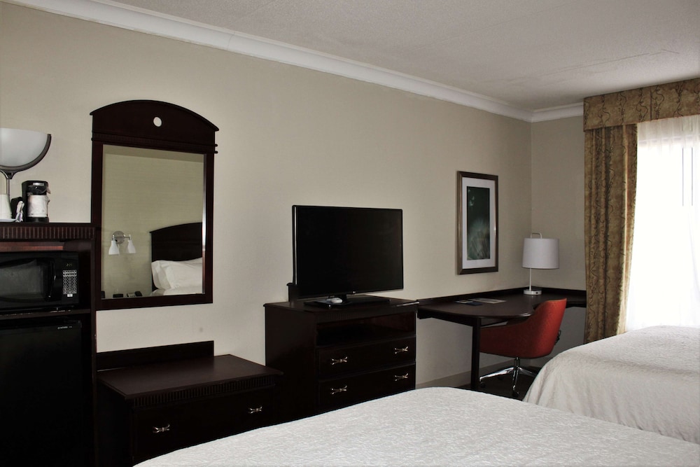 Hampton Inn Americus - photo 6