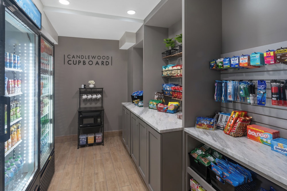 Candlewood Suites Miami Doral by IHG - photo 21