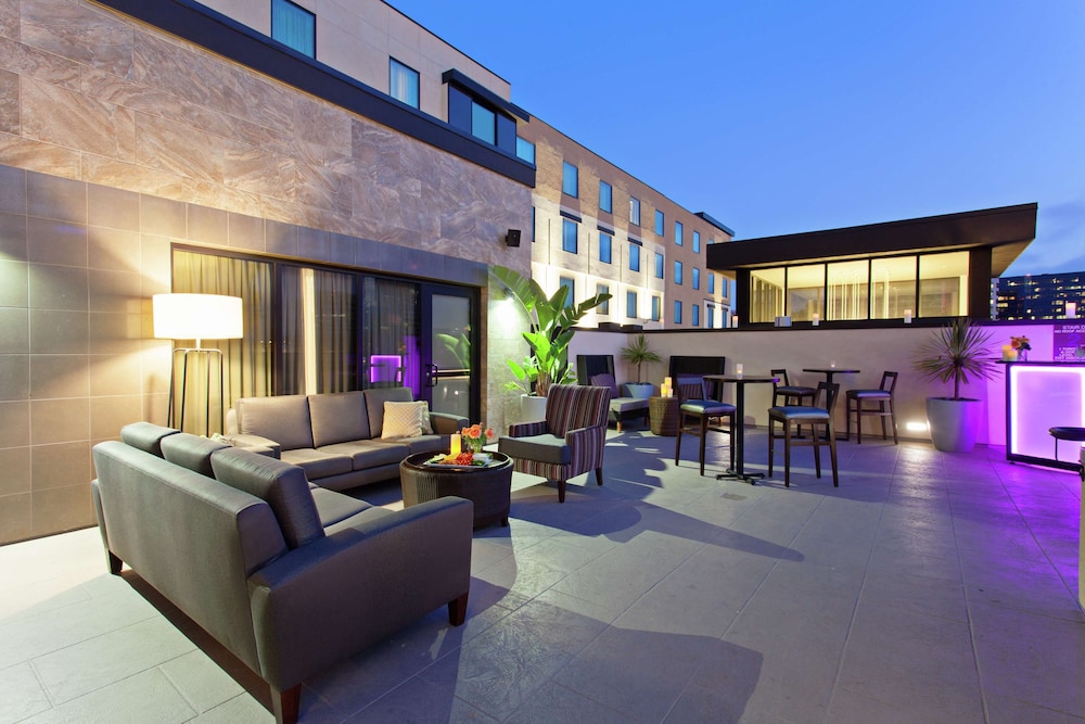 Hilton Garden Inn Irvine Orange County Airport - photo 45