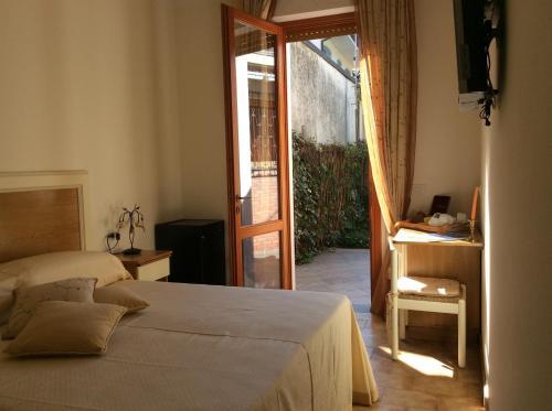 Hotel Raffaelli Villa Angela in Forte Dei Marmi, Italy