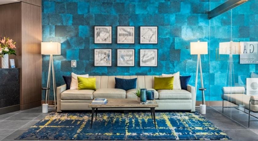Global Luxury Suites At - photo 6